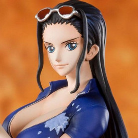 One Piece - Figurine Nico Robin "L'Enfant Démon" Figuarts Zero