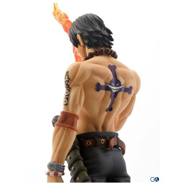 One Piece - Figurine...