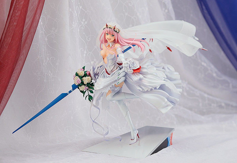 figurine-zero-two-darling-in-the-franxx-wedding-ver