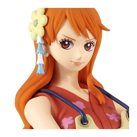 One Piece - Figurine Nami...