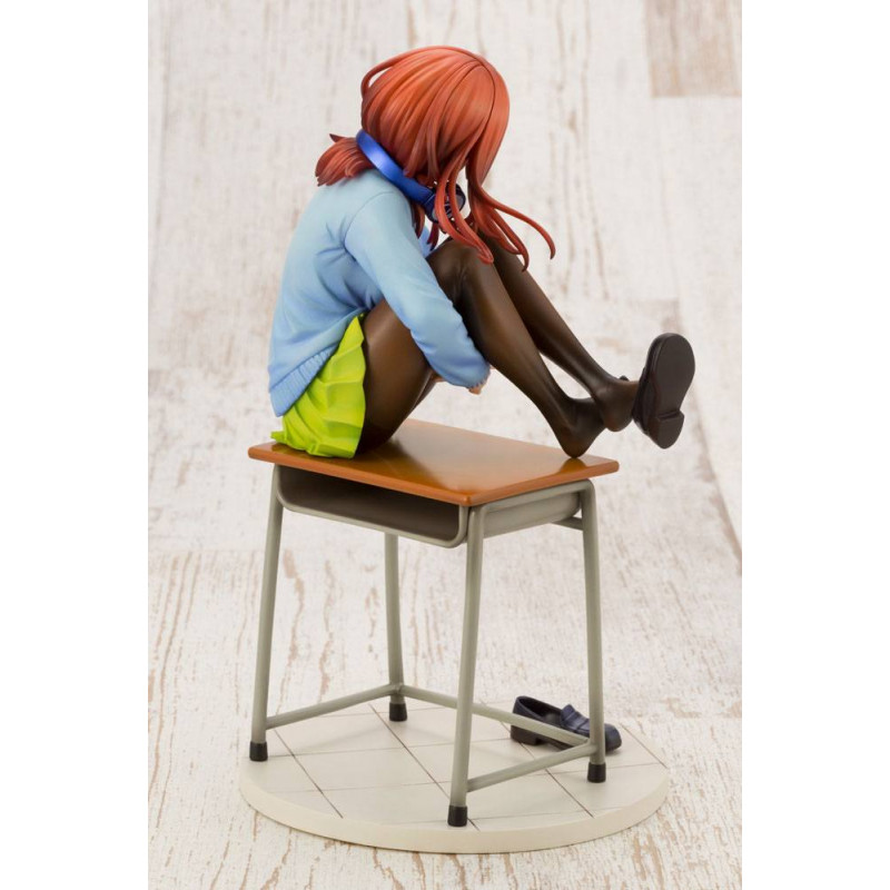 The Quintessential Quintuplets – Figurine Nakano Miku Bonus Edition 1/8