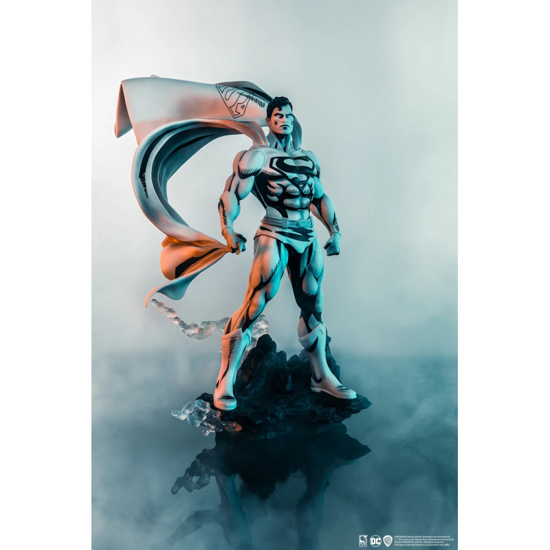 DC Comics - Figurine Superman PX B&W 1/8
