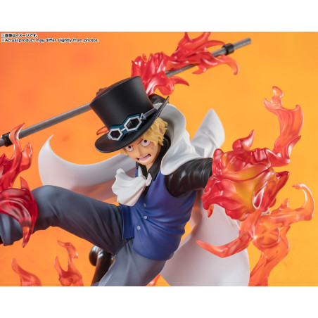 One Piece - Figurine Sabo Figuarts Zero Extra Battle Sabo Fire Fist Rook Check