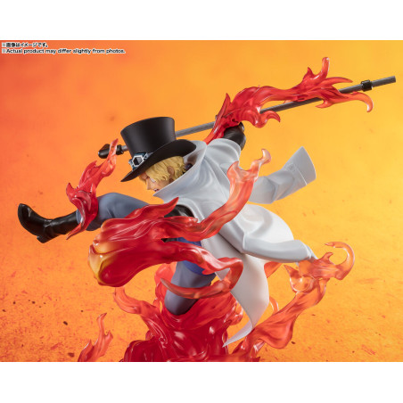 One Piece - Figurine Sabo Figuarts Zero Extra Battle Sabo Fire Fist Rook Check