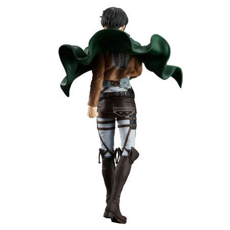 Attack On Titan - Figurine Livaï Ackerman Grandista