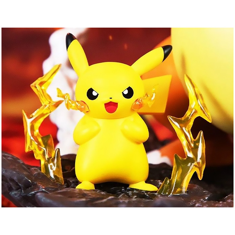 Pokemon - Figurine Diorama Pikachu et Dracaufeu Funism Prime Figure