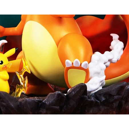 Pokemon - Figurine Diorama Pikachu et Dracaufeu Funism Prime Figure